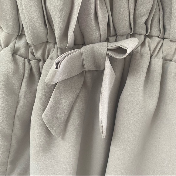 Marese French brand Girl’s Grey Pleated Chiffon with Butterfly Sleeves Dress - Picture 6 of 7